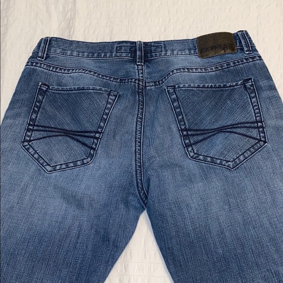Express Straight Leg Jean - Picture 3 of 7